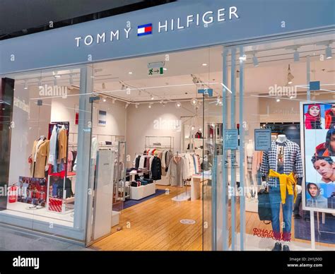 fotos de tommy hilfiger store valencia|tommy hilfiger clearance.